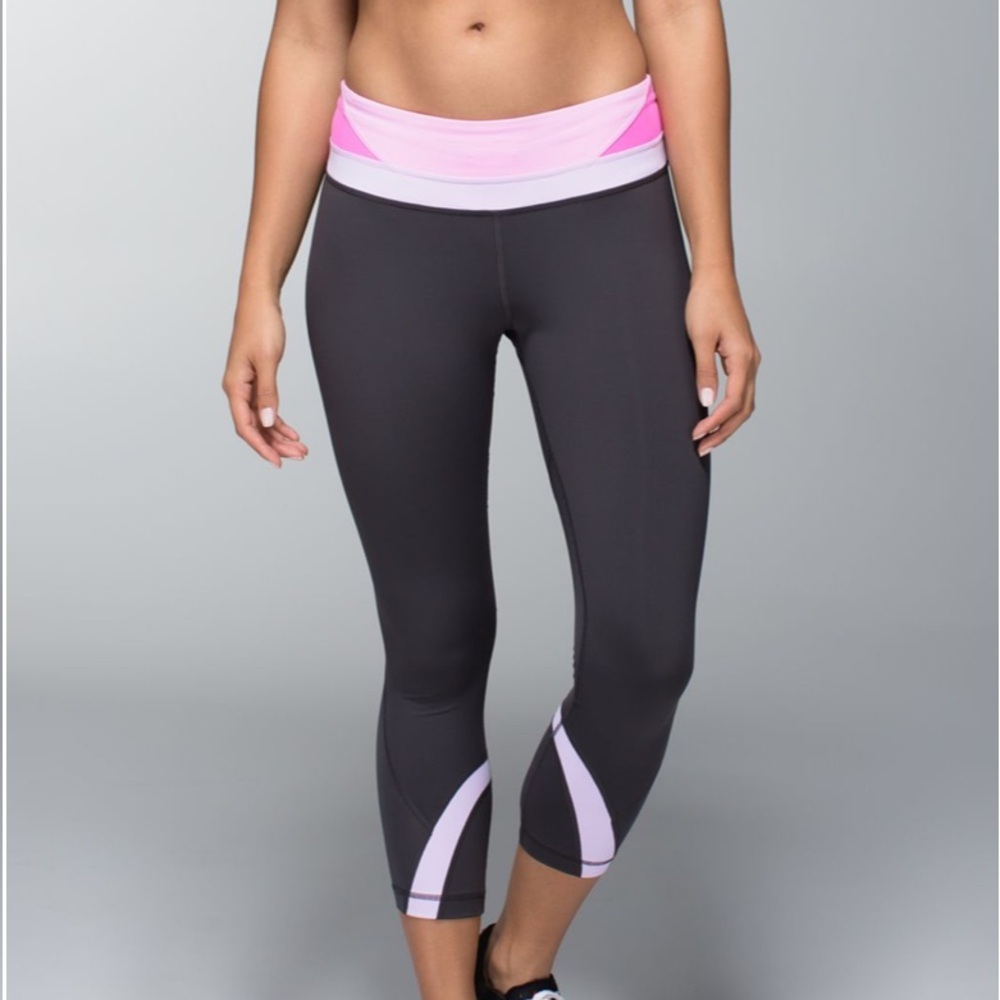 lululemon athletica run: Inspire Crop 2 Soot Quilt Spring 14-27 Pretty Purple